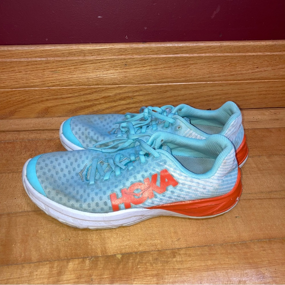 Hoka One One EVO Carbon Rocket